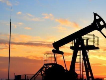 يمكن أن يؤثر الركود بشكل أكبر على الطلب العالمي على النفط ، على الرغم من أن العديد من المحللين متفائلون بشأن النفط في عام 2023.